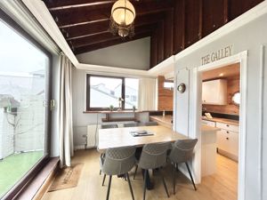 Photo 14- click for photo gallery